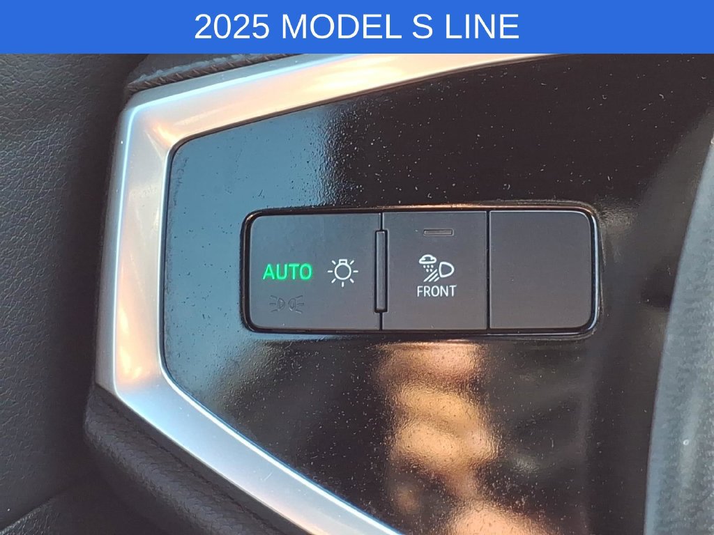 Used 2025 Audi Q3 2.0T Premium AWD/4WD image 22