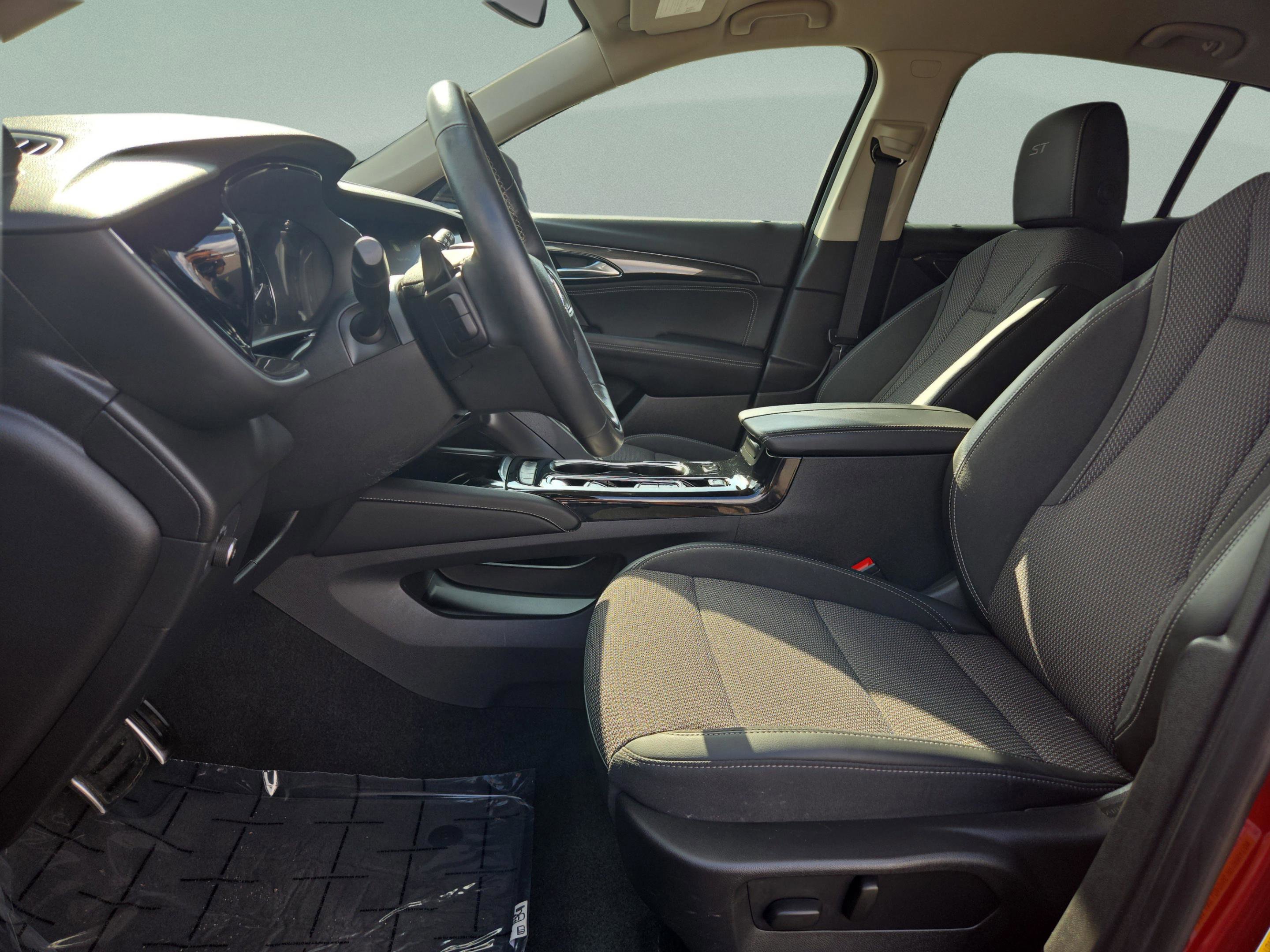 Used 2023 Buick Envision Preferred w/ Sport Touring Package image 20