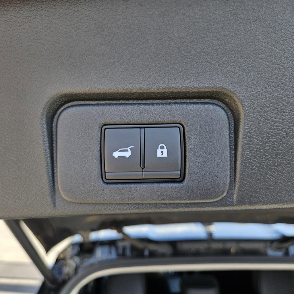 New 2025 Nissan Rogue Platinum image 21