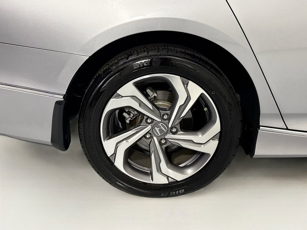 Certified 2020 Honda Accord EX image 33