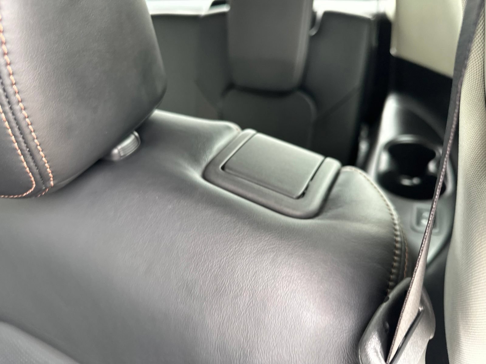 Used 2020 Nissan Armada Platinum w/ Captain's Chairs Package AWD/4WD image 27