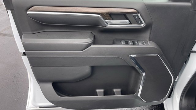 Used 2024 Chevrolet Silverado 3500 LT w/ Convenience Package image 13