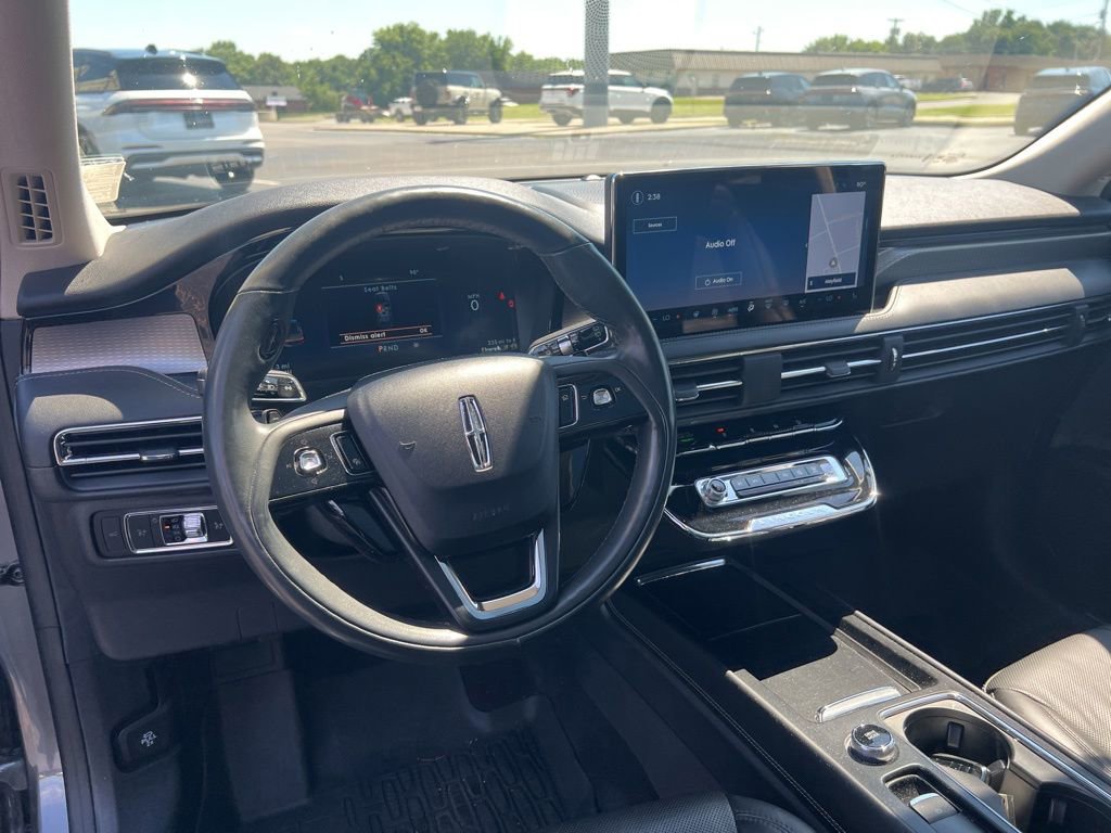 Used 2023 Lincoln Corsair Reserve w/ Equipment Group 201A AWD/4WD image 13