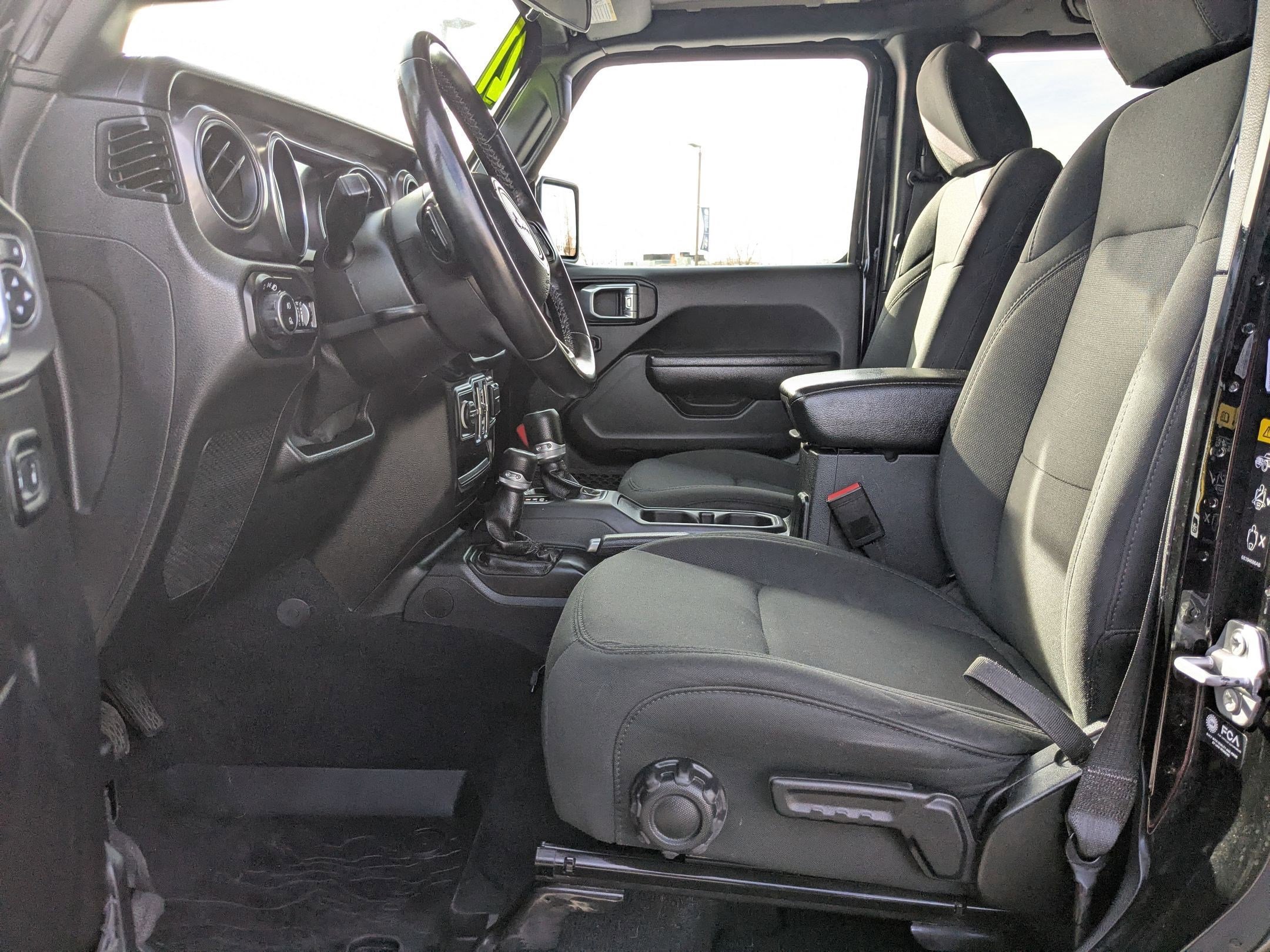 Used 2021 Jeep Gladiator Willys image 26