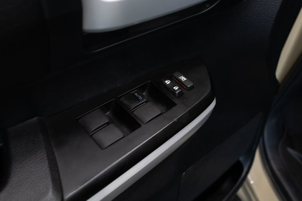 Used 2018 Toyota Tundra SR5 w/ TRD Off Road Package AWD/4WD image 19