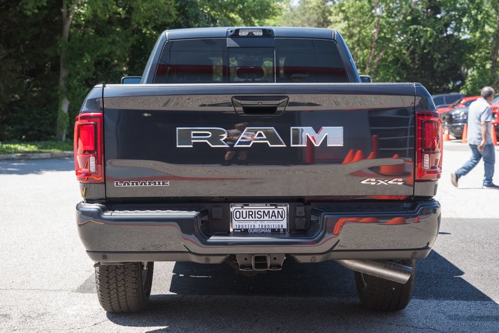 New 2026 RAM 2500 Laramie AWD/4WD image 6