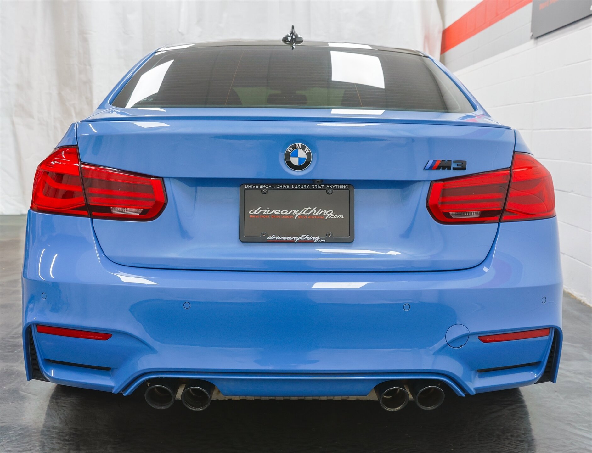 Used 2016 BMW M3 RWD image 21