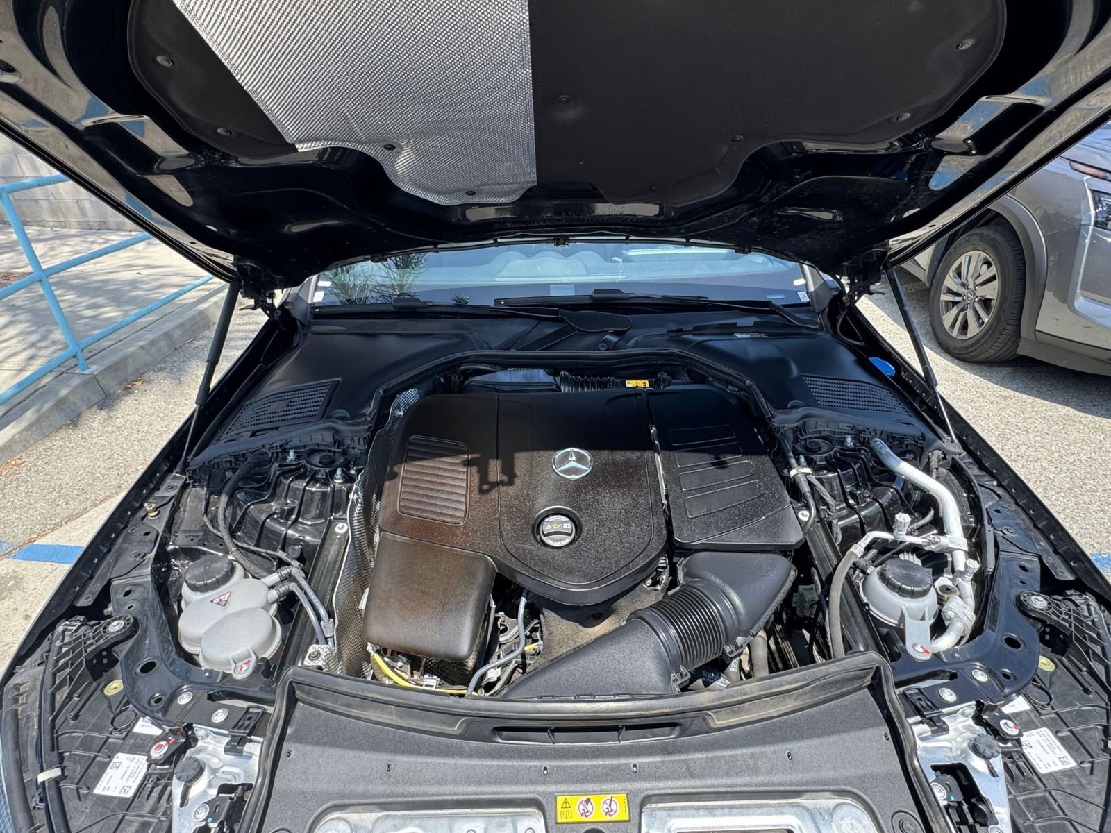 Used 2024 Mercedes-Benz C 300 4MATIC Sedan image 34