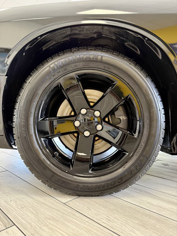 Used 2013 Dodge Challenger R/T image 18