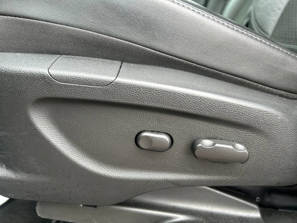 Used 2017 Buick Encore Preferred FWD image 19