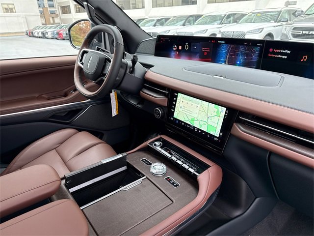 New 2025 Lincoln Navigator L Reserve image 7