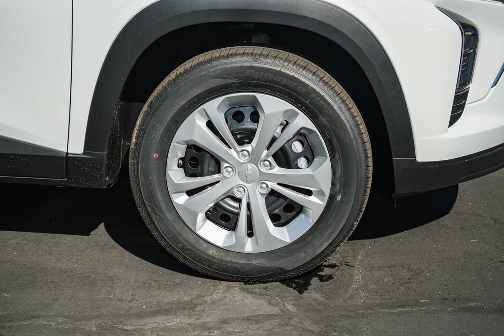 New 2026 Chevrolet Trax LS w/ Driver Confidence Package FWD image 10