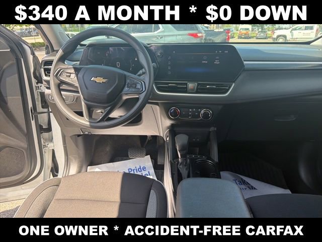 Used 2025 Chevrolet TrailBlazer LS w/ LS Convenience Package FWD image 33