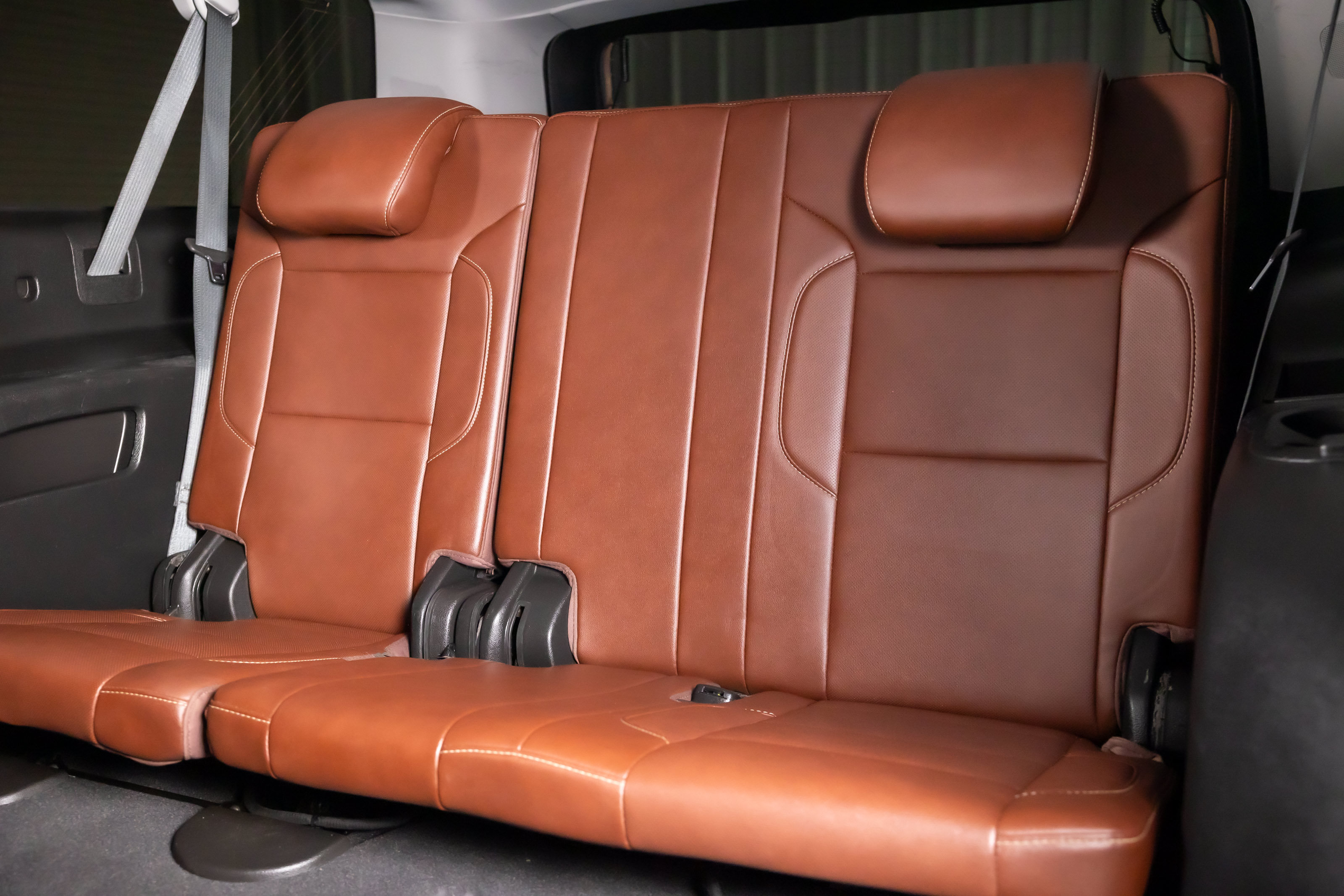 Used 2020 Chevrolet Suburban Premier w/ Premier Plus Edition RWD image 28