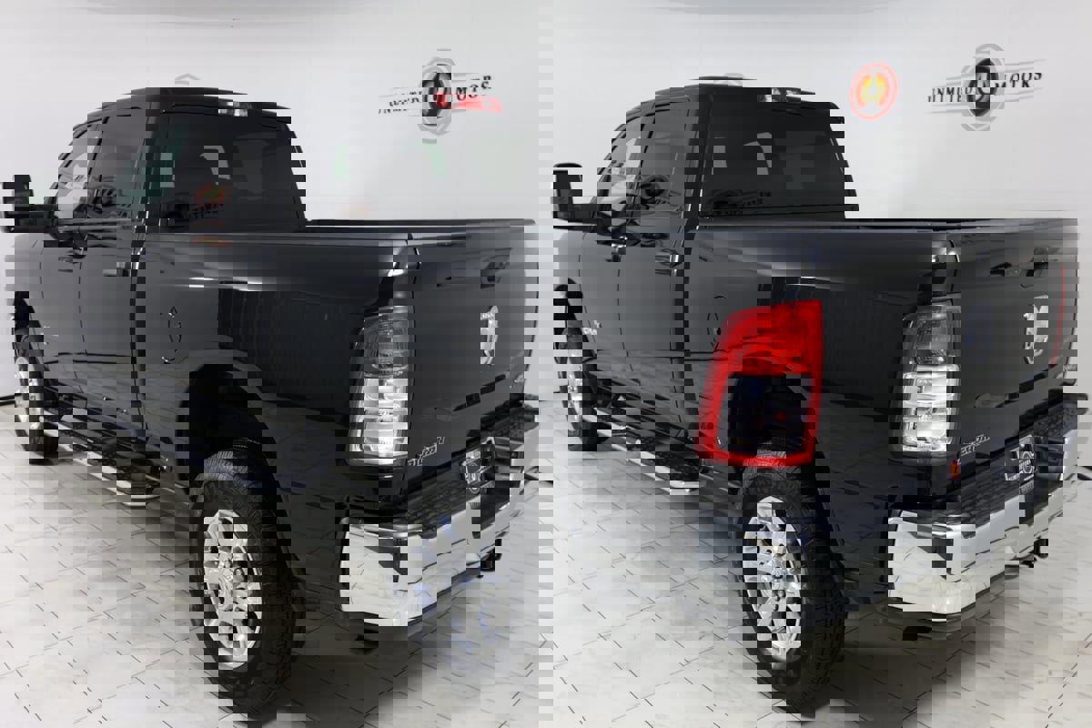 Used 2024 RAM 2500 Big Horn w/ Bed Utility Group image 4