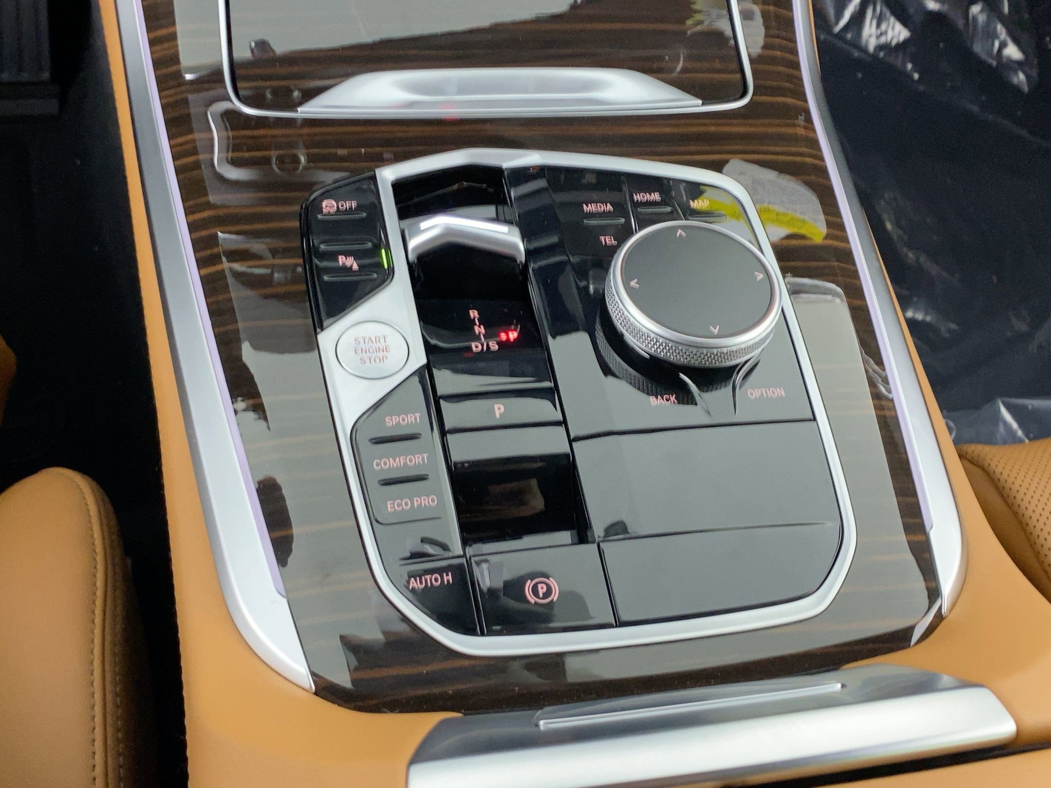 Used 2026 BMW X5 sDrive40i w/ Climate Comfort Package image 15