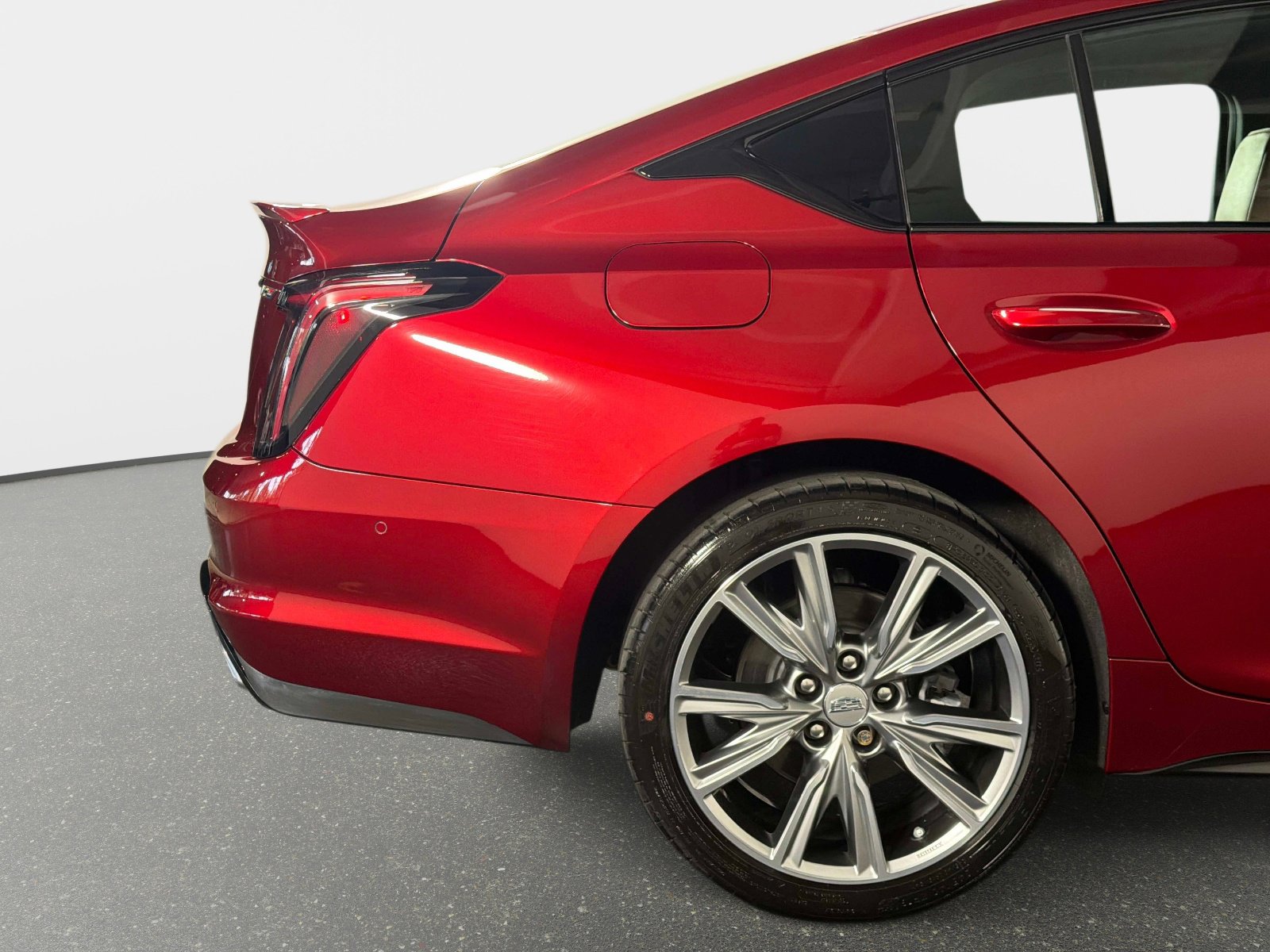 Used 2025 Cadillac CT5 V w/ Platinum Package image 18