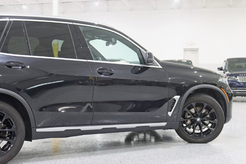 Used 2024 BMW X5 xDrive40i w/ Premium Package AWD/4WD image 10