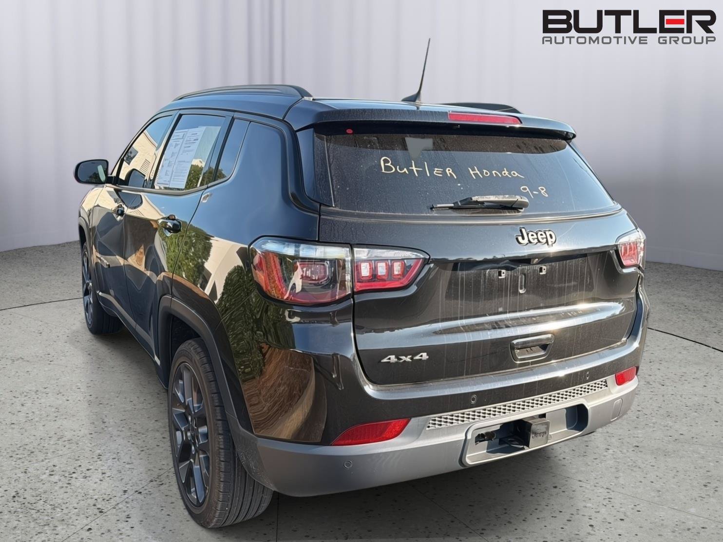 Used 2021 Jeep Compass Latitude w/ Sun and Sound Group AWD/4WD image 10
