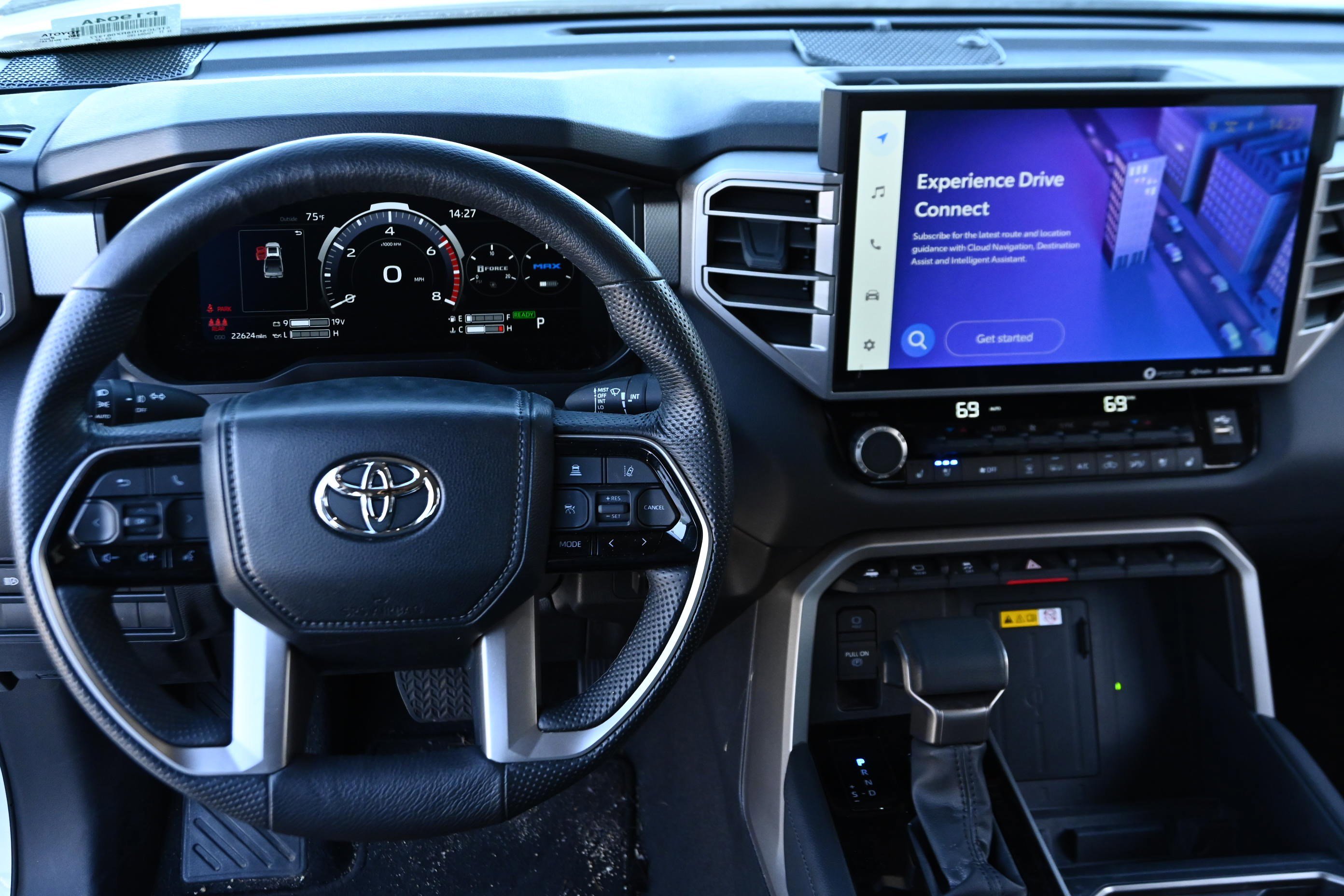 Used 2024 Toyota Tundra Limited image 13