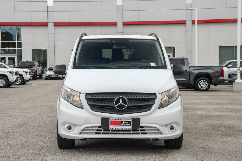 Used 2016 Mercedes-Benz Metris Passenger w/ Active Safety Plus Package video 2