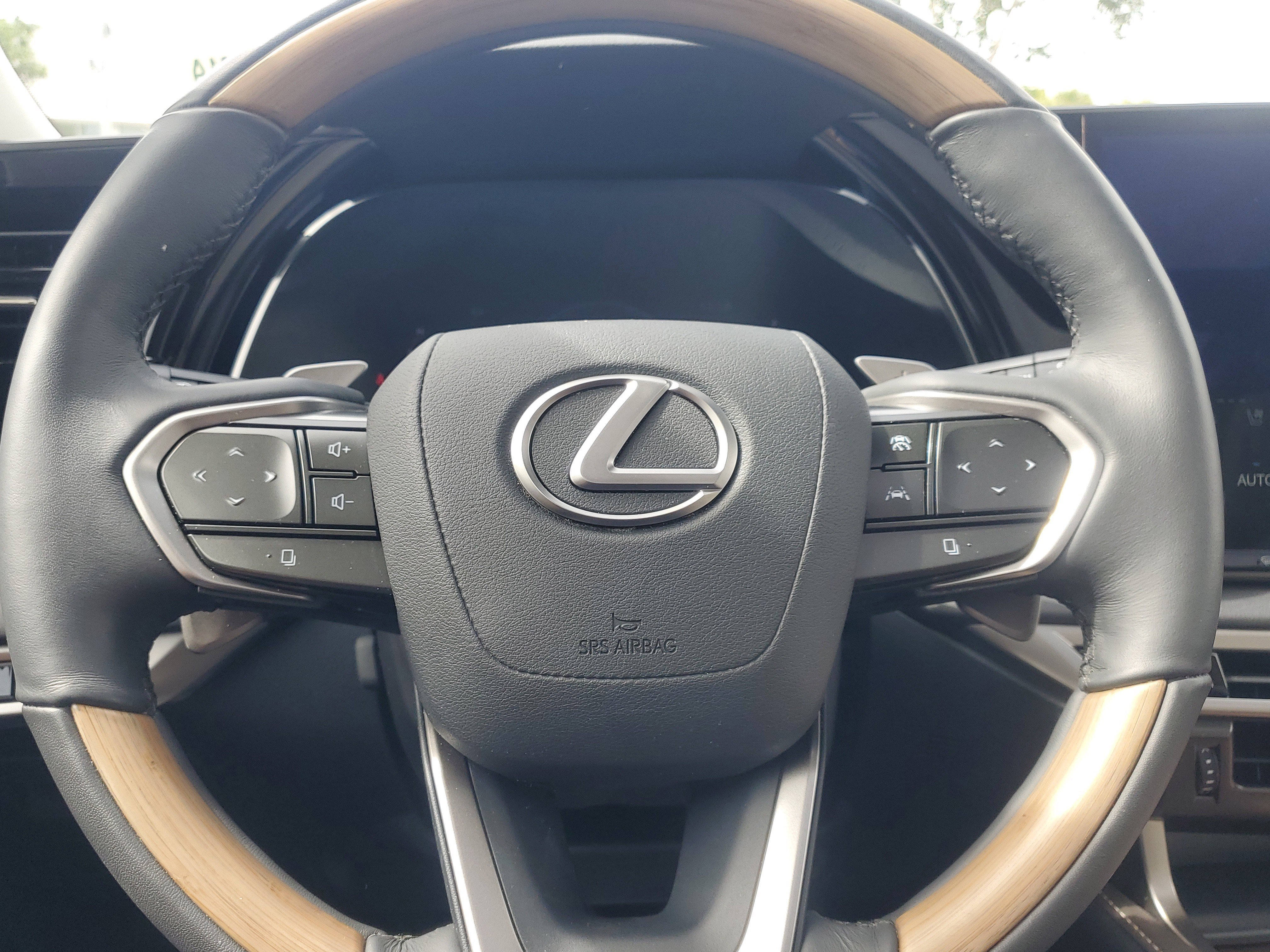 Used 2023 Lexus RX 350 FWD w/ Accessory Package (Z1) image 22