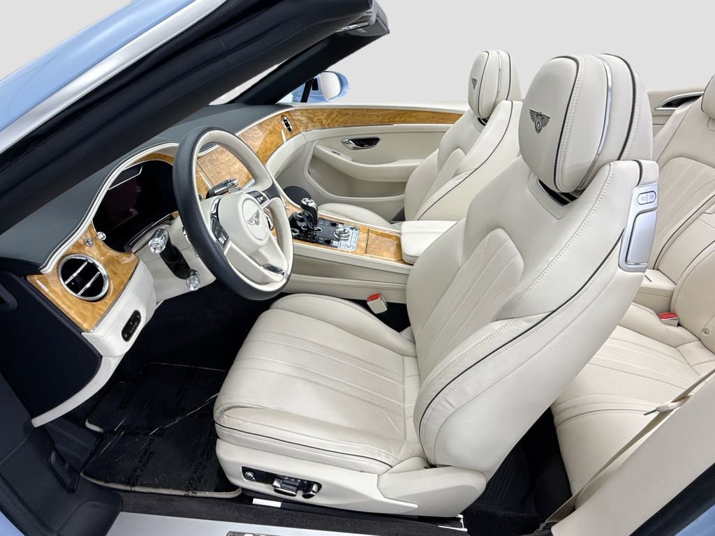 Used 2020 Bentley Continental GT image 25