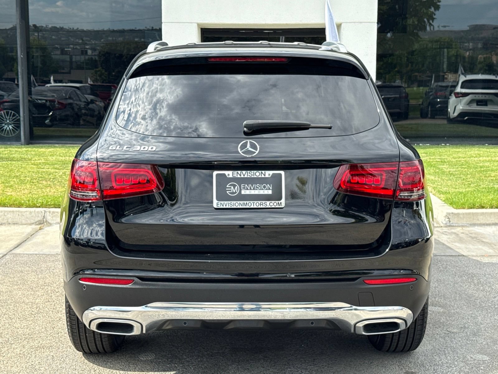 Used 2022 Mercedes-Benz GLC 300 w/ Multimedia Package Lite image 13
