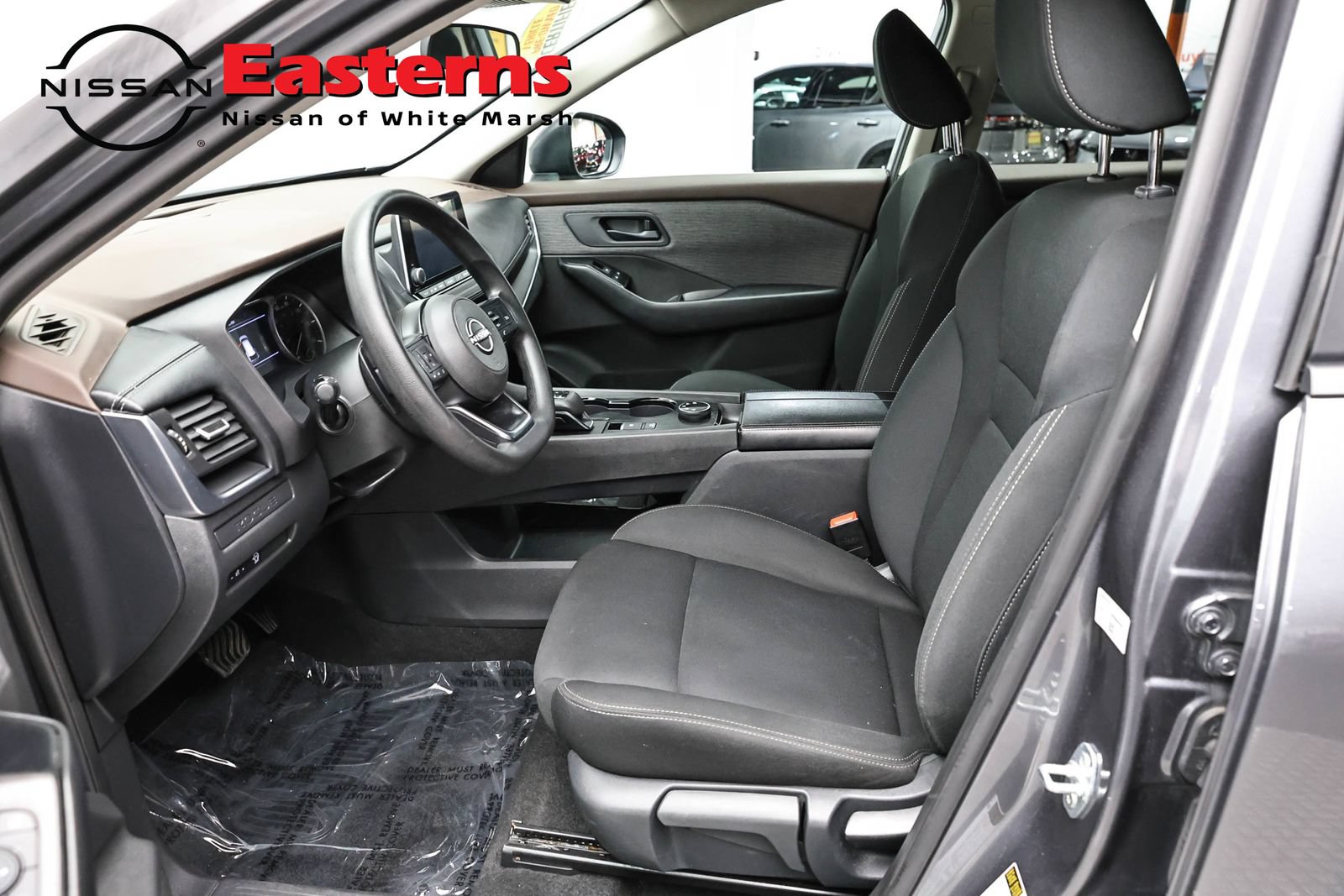 Used 2023 Nissan Rogue S AWD/4WD image 14