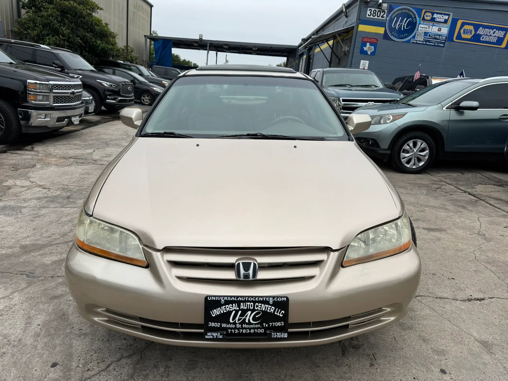 Used 2000 Honda Accord EX image 2