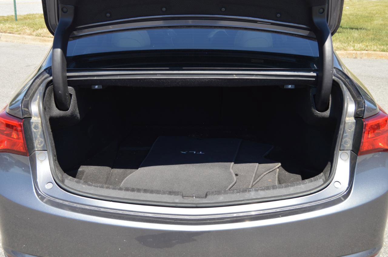Used 2018 Acura TLX FWD image 17