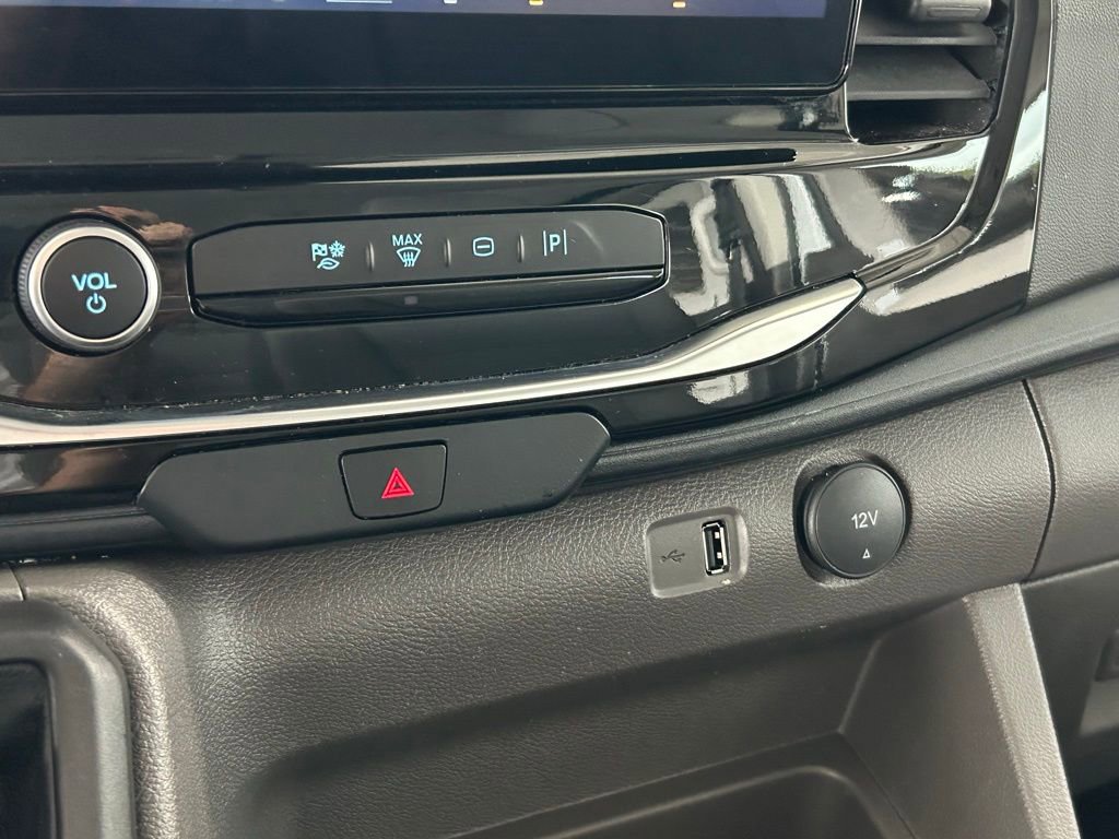 Used 2024 Ford Transit 350 XLT image 21