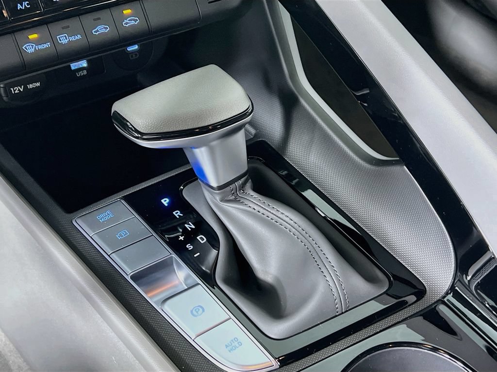 New 2026 Hyundai Elantra Hybrid FWD image 15