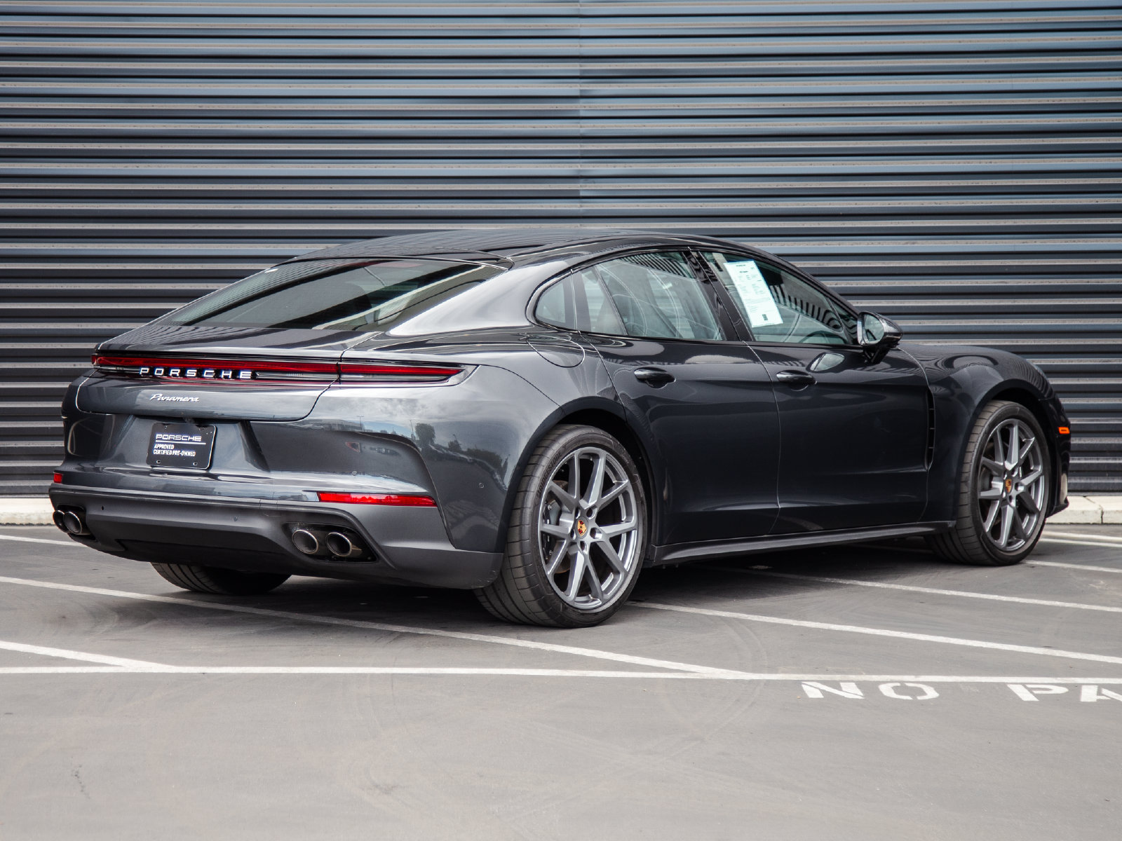 Certified 2025 Porsche Panamera RWD image 7