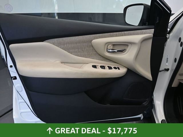 Used 2020 Nissan Murano SV image 20