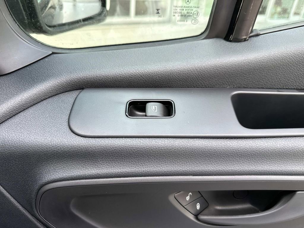 New 2024 Mercedes-Benz Sprinter 2500 image 15