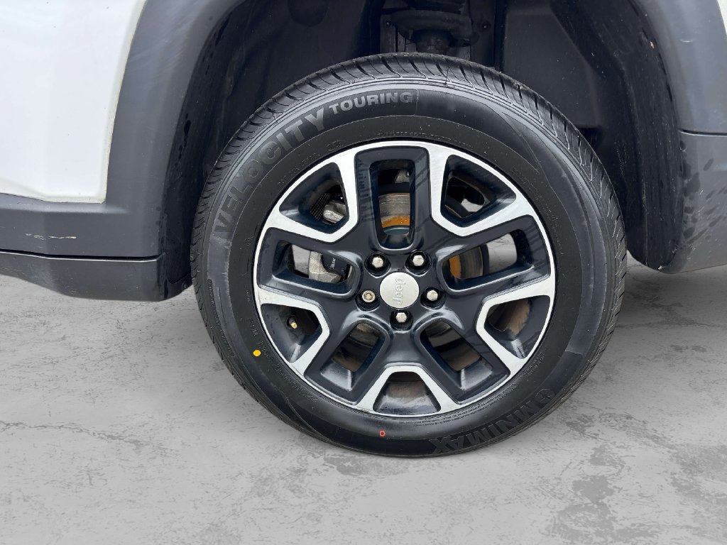 Used 2022 Jeep Compass Latitude w/ Convenience Group AWD/4WD image 9