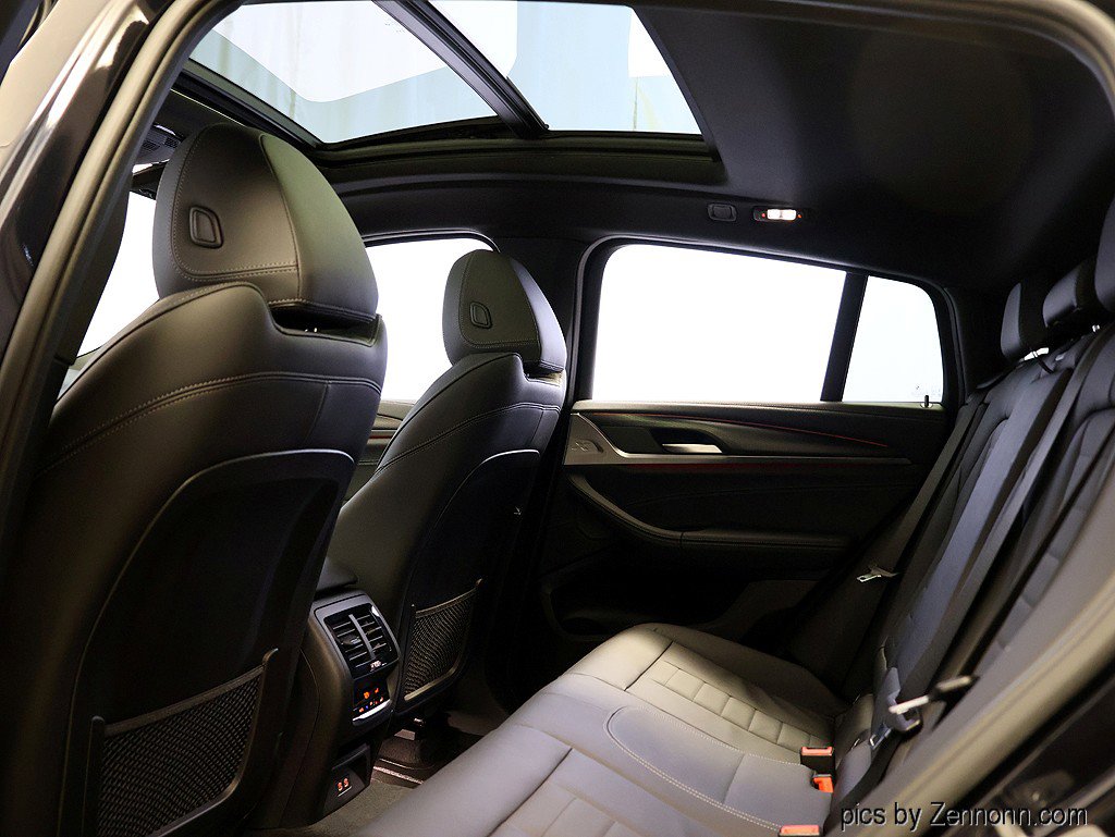 Certified 2022 BMW X4 M40i w/ Premium Package image 13