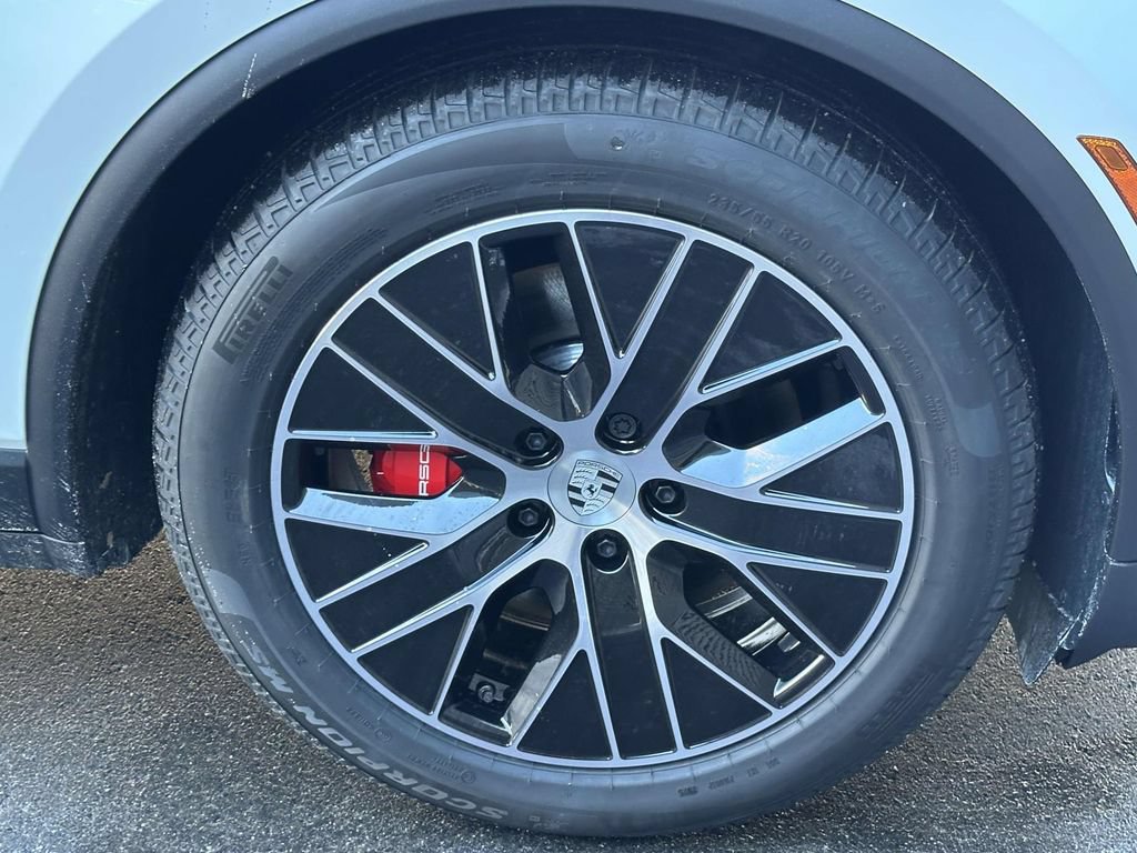New 2025 Porsche Macan 4S Electric AWD/4WD image 10