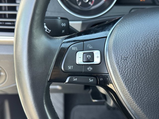 Used 2019 Volkswagen Atlas SE w/ Towing Package FWD image 11