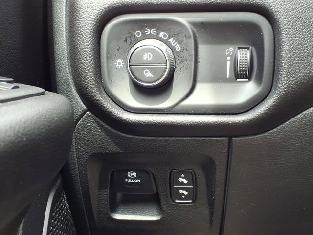 Used 2023 RAM 1500 Big Horn AWD/4WD image 17