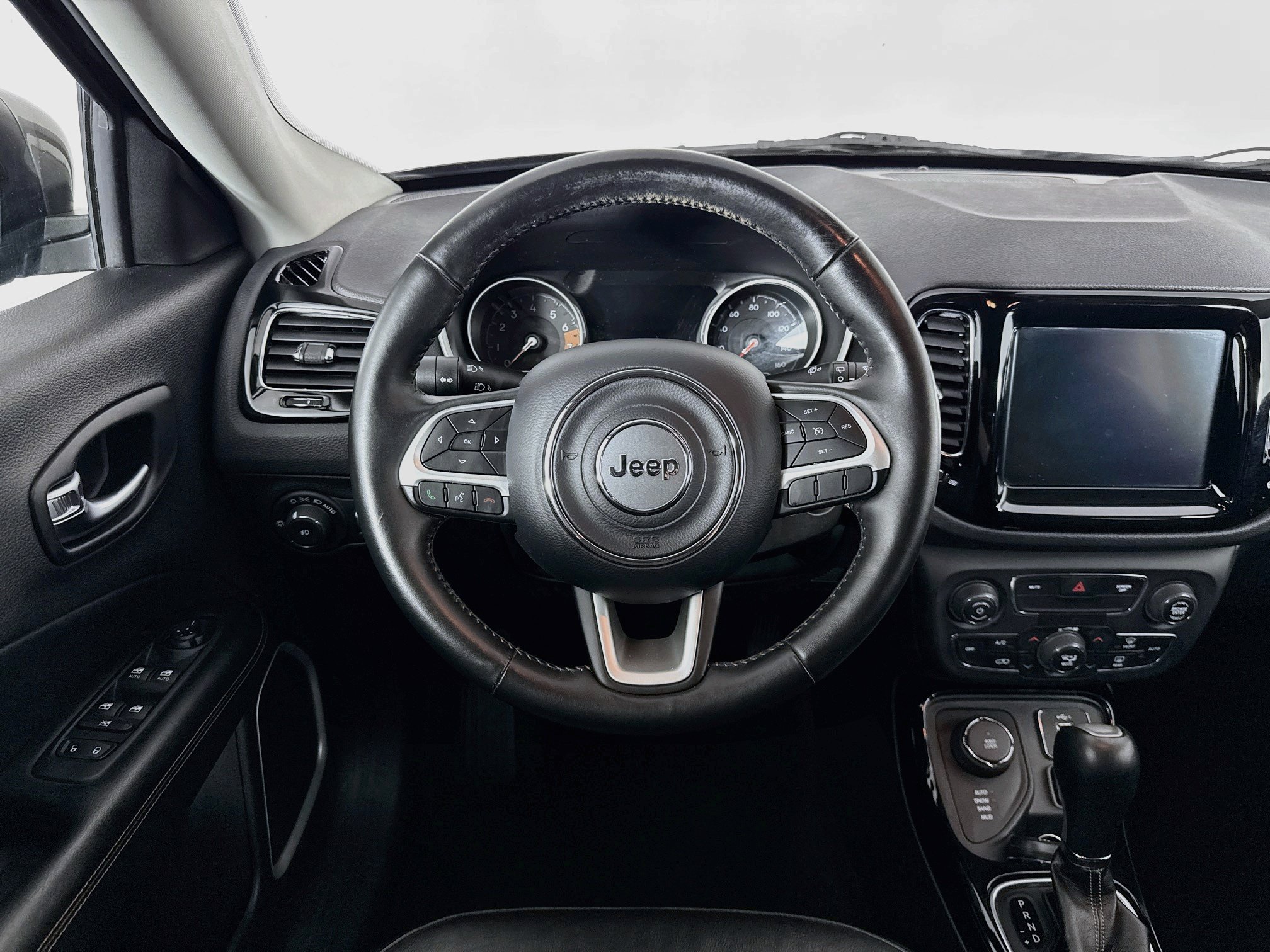 Used 2019 Jeep Compass Limited AWD/4WD image 20