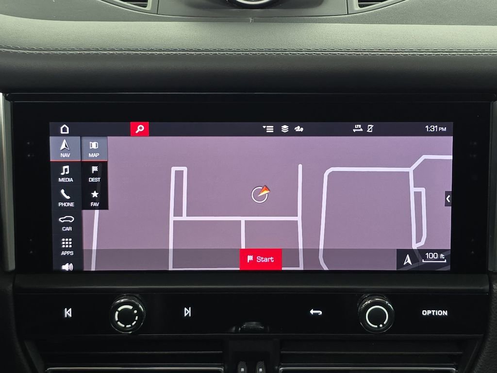 Used 2023 Porsche Macan S image 18