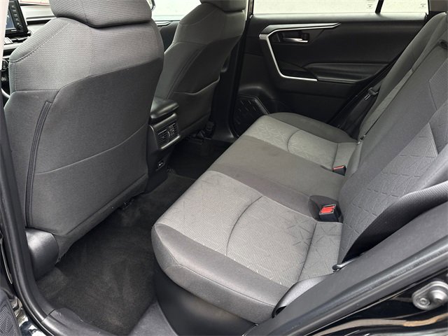Certified 2022 Toyota RAV4 XLE w/ Convenience Package image 19