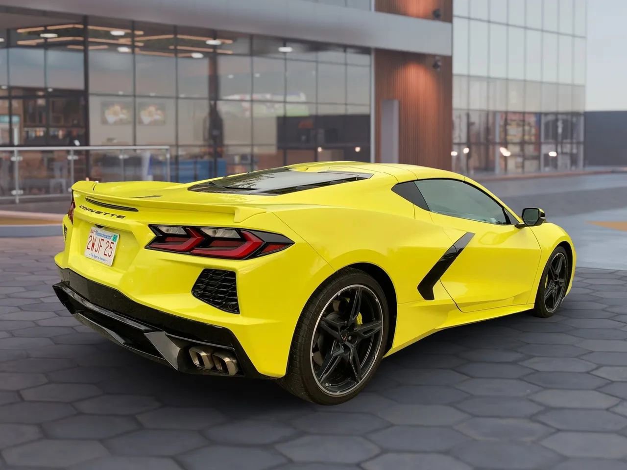 Used 2022 Chevrolet Corvette Premium Cpe w/ 3LT image 3