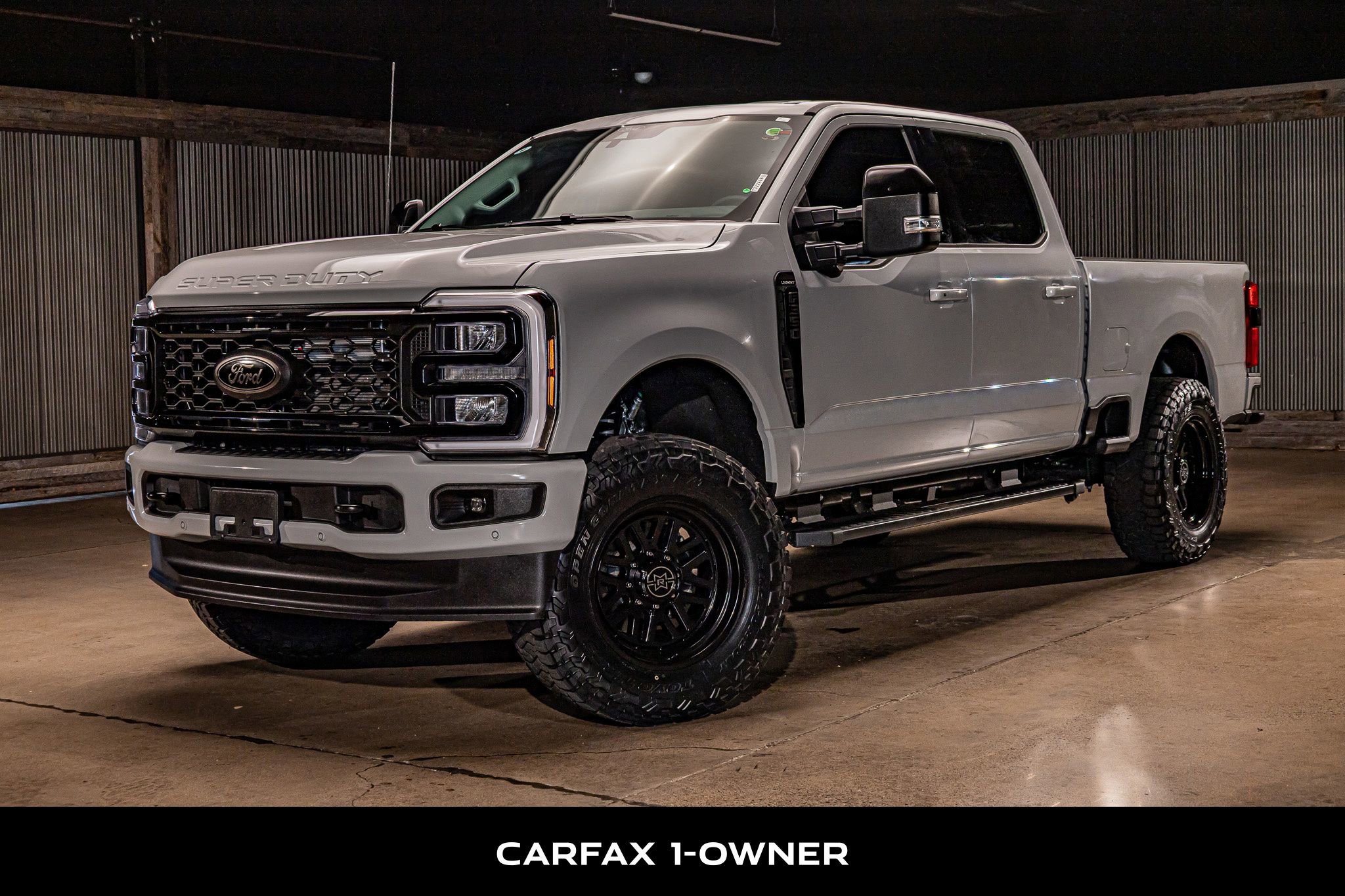Used 2026 Ford F350 Lariat w/ Black Appearance Package AWD/4WD image 5