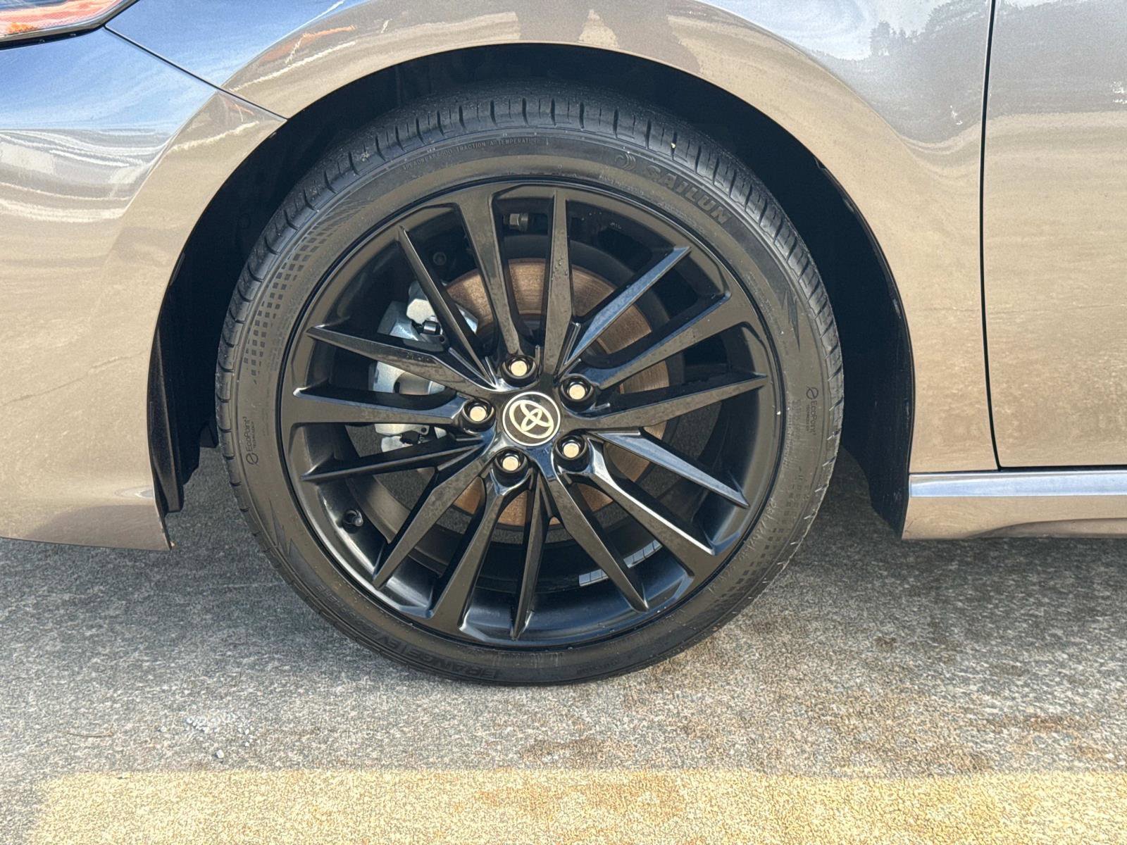 Used 2023 Toyota Camry XSE image 10