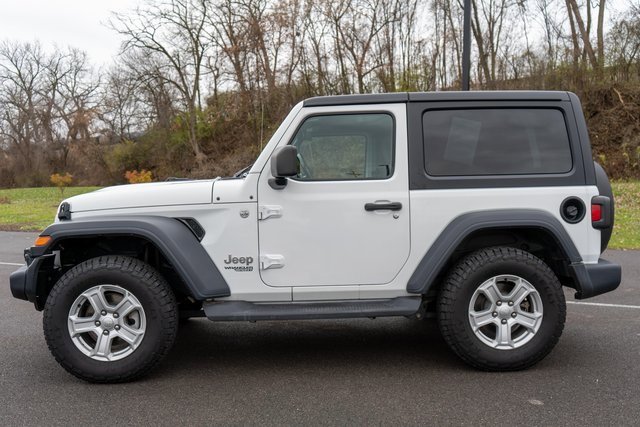 Used 2020 Jeep Wrangler Sport image 9