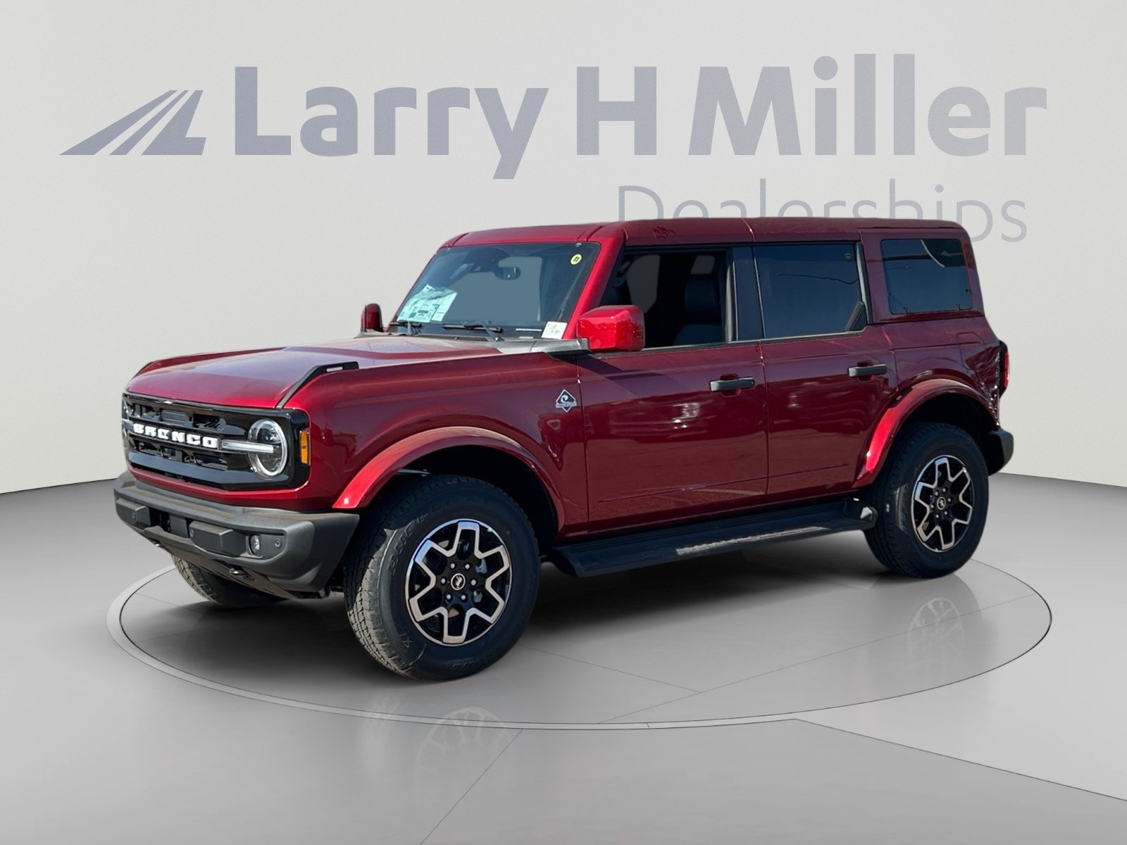 New 2026 Ford Bronco Outer Banks AWD/4WD image 1