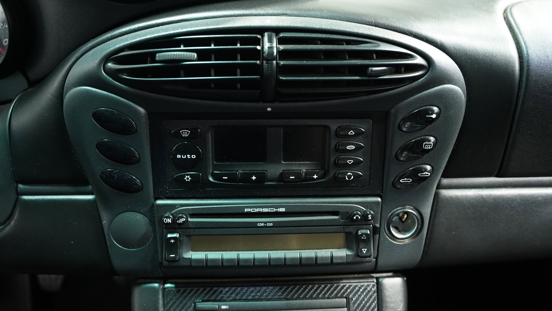 Used 1998 Porsche Boxster image 33